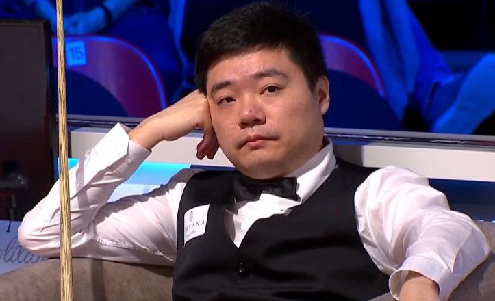 那不勒斯是我的家，无论我是否上场比赛，我都希望能在这里待得更久一些，但事情就是现在这样发展的，一切都很好。